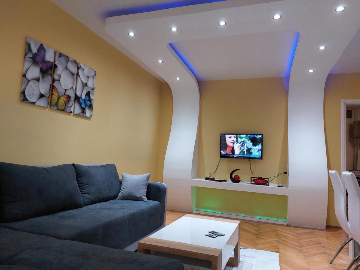 N&N Apartment Vrsac Luaran gambar