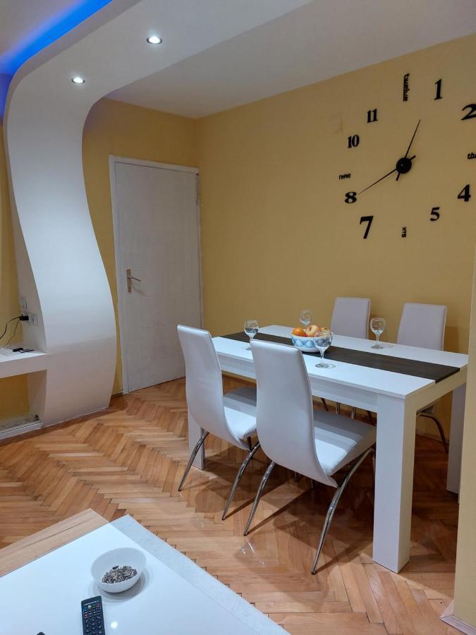 N&N Apartment Vrsac Luaran gambar