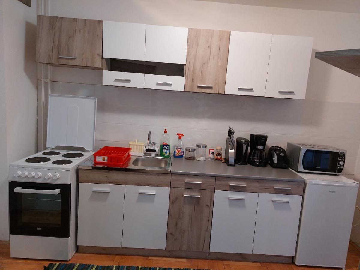 N&N Apartment Vrsac Luaran gambar